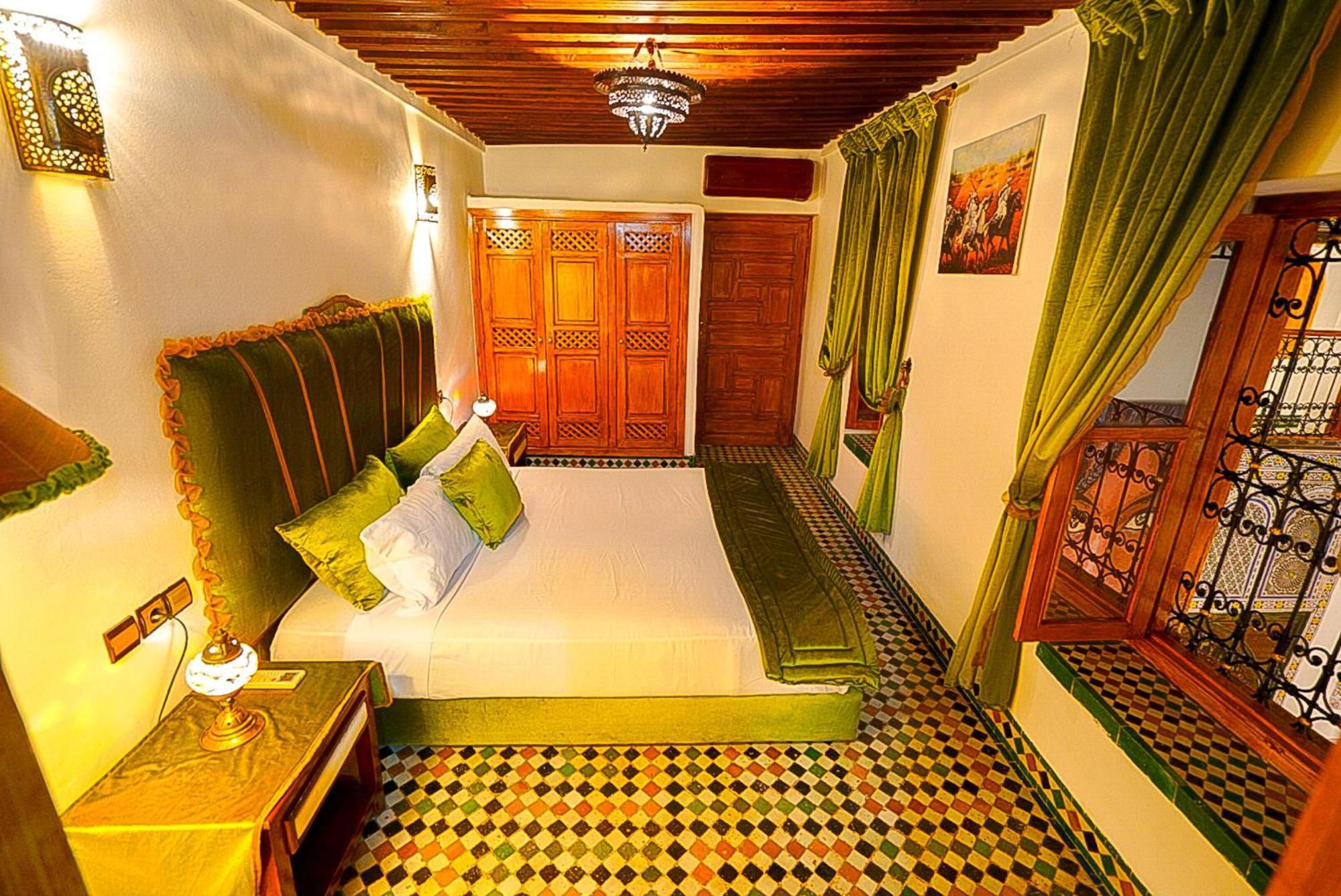 Riad Sahraui Фес Экстерьер фото