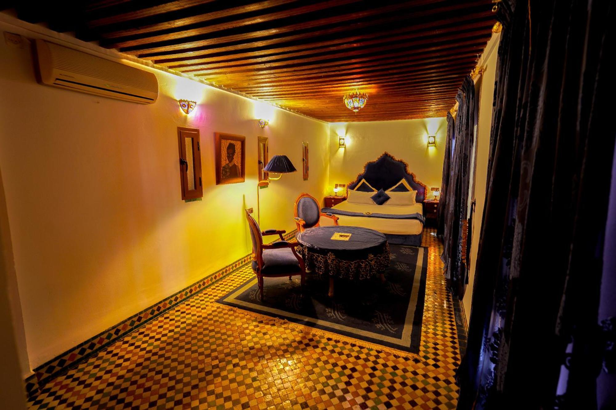 Riad Sahraui Фес Экстерьер фото
